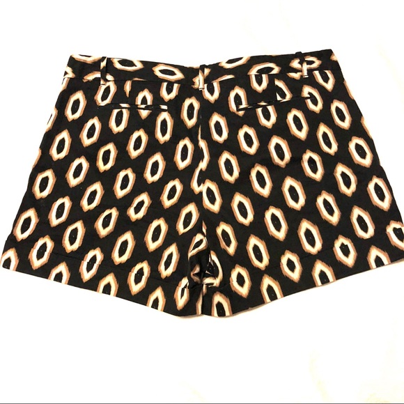 Attention contemporary fit shorts size 16 - Picture 2 of 6